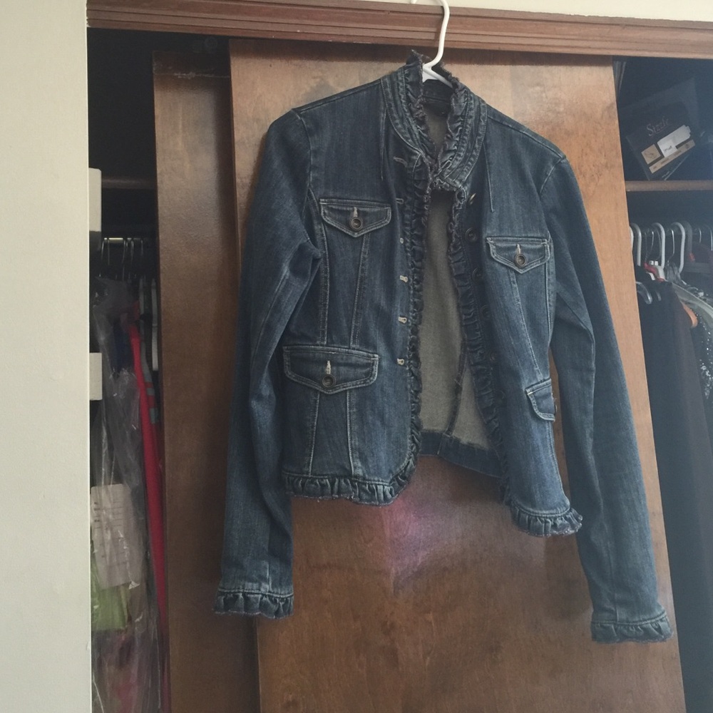 Inc jean jacket size small